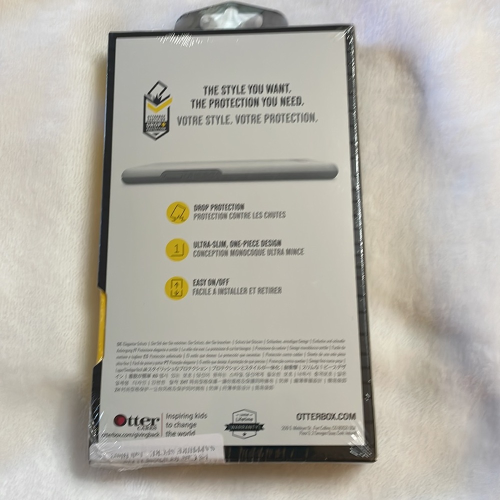 Otterbox Symmetry IPhone Pro Drop Protection Case Sapphire Color NIB - Picture 2 of 4